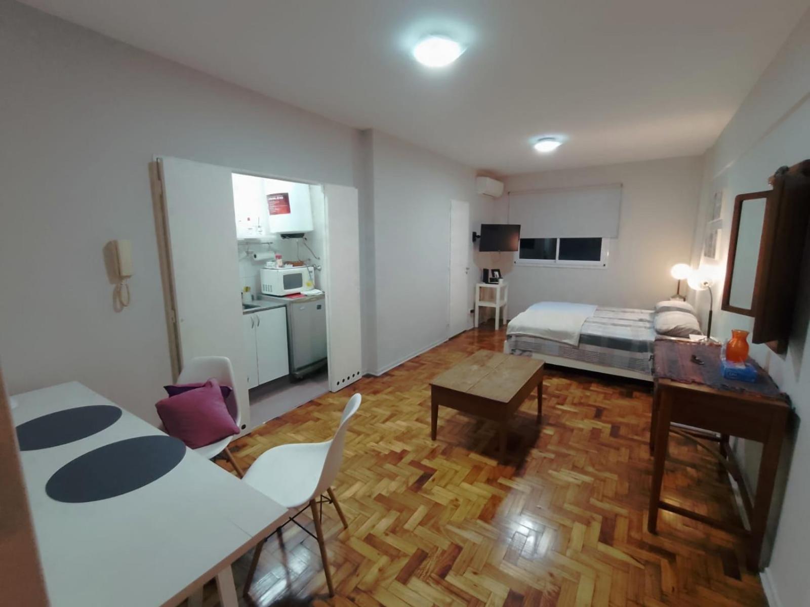 Ferienwohnung Studio Anchorena Y Juncal Buenos Aires Exterior foto